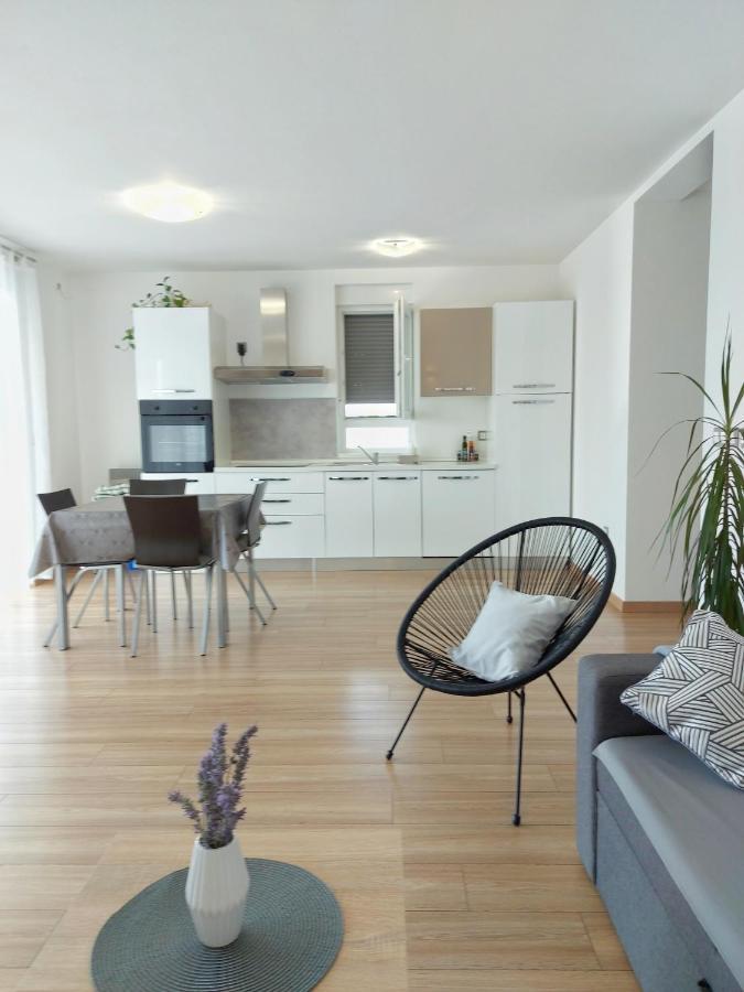 Apartment Fiorella Poreč Eksteriør bilde